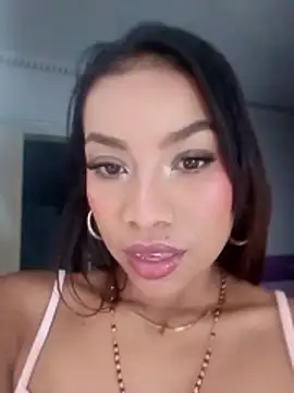 Snapshot of keeyla_stone chatting on 12/01/25, 08:47 keeyla stone online show from 12/01/25, 08:47