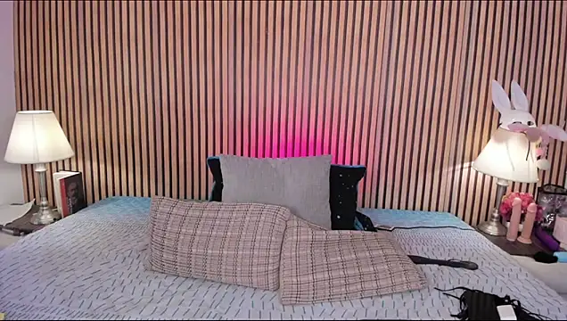 keeyla stone online show from 02/16/26, 09:55