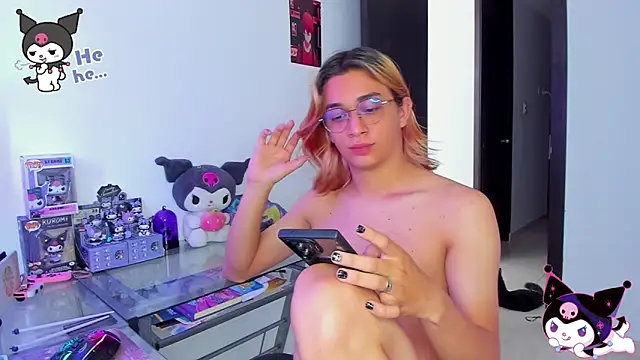 KeitaMoon online show from 10/08/25, 01:42