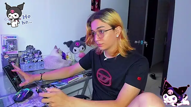 KeitaMoon online show from 10/19/25, 09:48