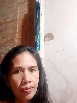 Snapshot of Sweet-n-HotCandy chatting on 09/17/25, 03:57 Sweet-n-HotCandy online show from 09/17/25, 03:57