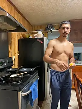 Snapshot of SlimSexxxy69 chatting on 09/25/25, 11:36 SlimSexxxy69 online show from 09/25/25, 11:36