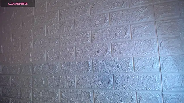 Natasha evans18 online show from 12/18/25, 03:45