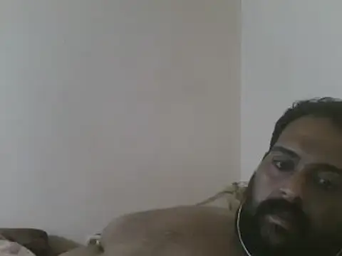 elpoop7305 online show from 11/26/25, 10:44