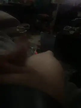 Snapshot of KingRonni chatting on 10/31/25, 12:39 KingRonni online show from 10/31/25, 12:39