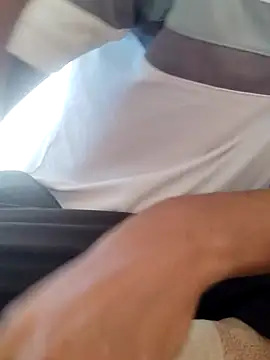 Snapshot of INTERNATIONAL0001 chatting on 09/18/25, 03:41 INTERNATIONAL0001 online show from 09/18/25, 03:41