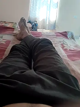 Snapshot of INTERNATIONAL0001 chatting on 09/26/25, 09:13 INTERNATIONAL0001 online show from 09/26/25, 09:13