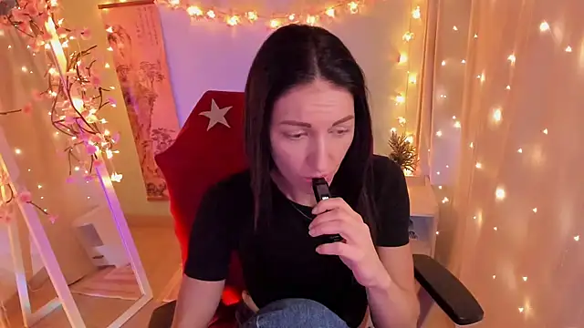 Snapshot of Aurora_Loveu chatting on 03/10/26, 08:58 Aurora Loveu online show from 03/10/26, 08:58