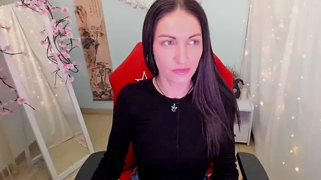 Snapshot of Aurora_Loveu chatting on 04/07/26, 11:15 Aurora Loveu online show from 04/07/26, 11:15