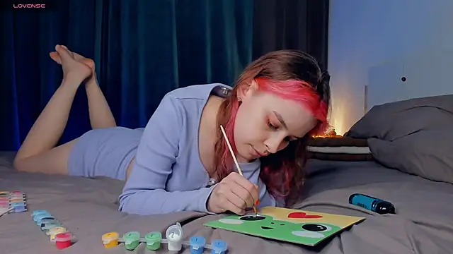 VedaSchulz online show from 12/04/25, 07:33