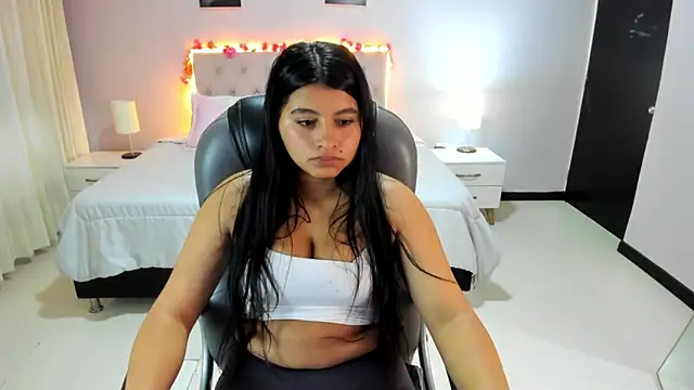 Miss Cataleya   online show from 04/27/26, 11:41