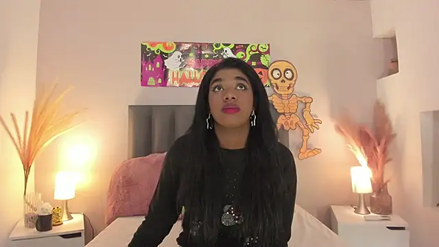 KendraChavez  online show from 10/13/25, 03:17