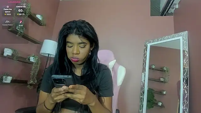 KendraChavez  online show from 10/19/25, 09:04