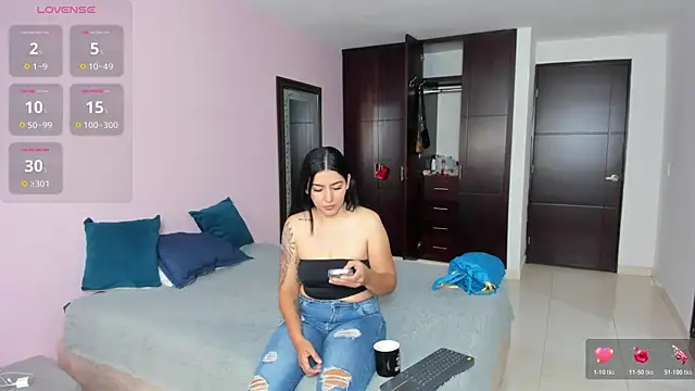 marianaandvalen online show from 12/05/25, 11:30