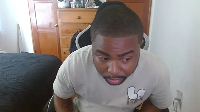 Breadwinnah online show from 11/26/25, 08:21