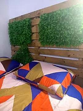 Snapshot of Phonx07 chatting on 09/16/25, 10:49 Phonx07 online show from 09/16/25, 10:49