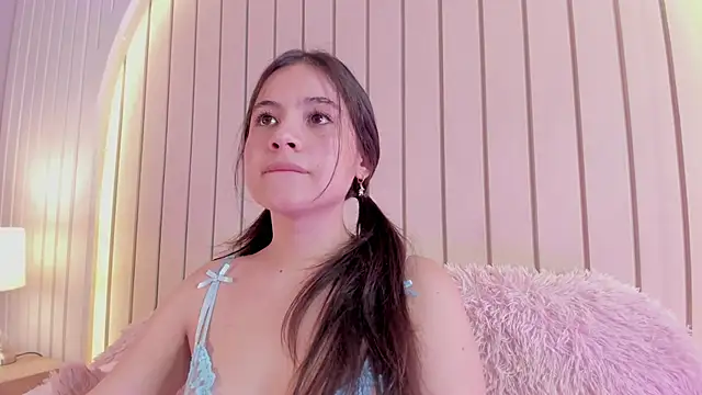 Snapshot of ameliiaa_smith chatting on 09/25/25, 12:58 ameliiaa smith online show from 09/25/25, 12:58