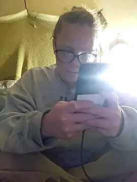 Snapshot of countrymomma chatting on 11/13/25, 02:21 countrymomma online show from 11/13/25, 02:21