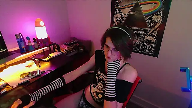 Snapshot of polaris_industries chatting on 01/15/26, 05:45 polaris industries online show from 01/15/26, 05:45