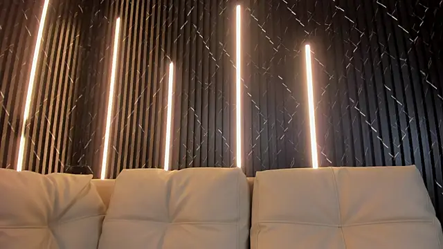 VioletRose as online show from 04/13/26, 02:50