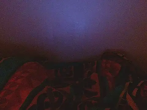 Snapshot of xBusttyBoobsxx3 chatting on 10/04/25, 04:43 xBusttyBoobsxx3 online show from 10/04/25, 04:43