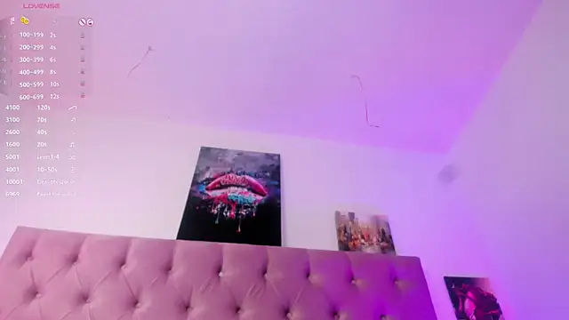 Annie switt online show from 11/13/25, 08:08