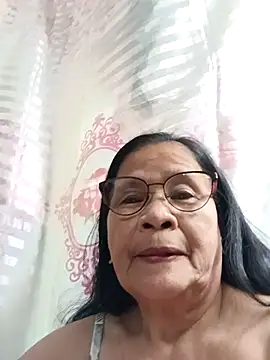 Snapshot of Sweet-Lita50 chatting on 03/09/26, 04:49 Sweet-Lita50 online show from 03/09/26, 04:49