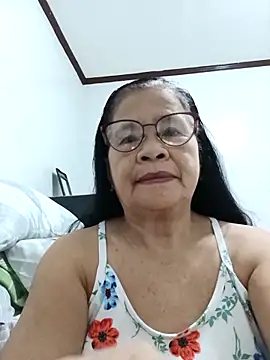 Snapshot of Sweet-Lita50 chatting on 05/06/26, 11:32 Sweet-Lita50 online show from 05/06/26, 11:32