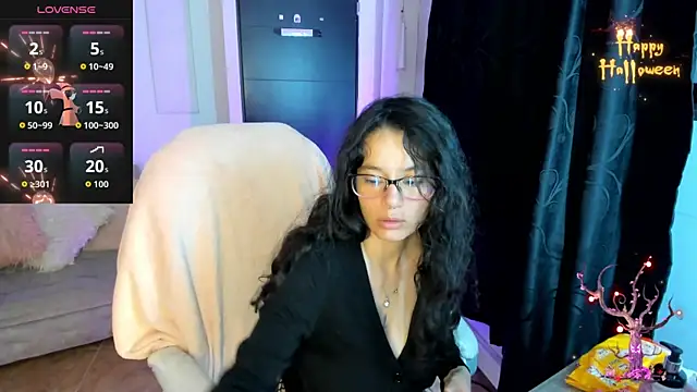 Samantha blow online show from 10/31/25, 04:35