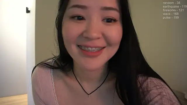 Snapshot of _JiKey_ chatting on 12/15/24, 12:49  JiKey  online show from 12/15/24, 12:49