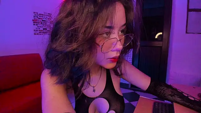 Nix Girl online show from 11/09/25, 06:12