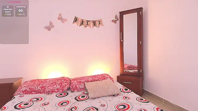 mia jones21 online show from 11/05/25, 07:25