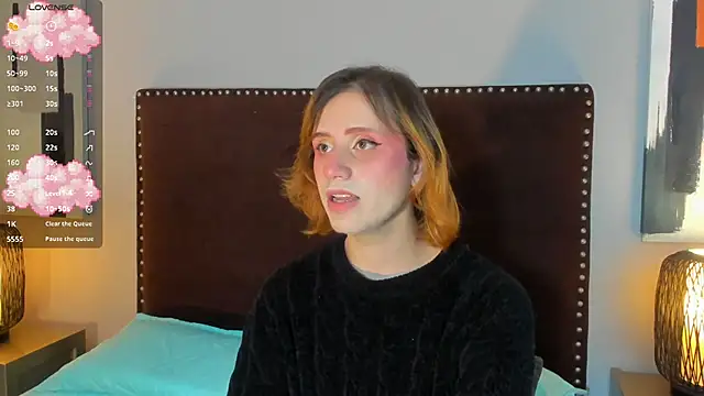 seraphine star online show from 02/22/26, 12:01