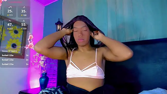 Snapshot of bayolet_ chatting on 10/05/25, 12:47 bayolet online show from 10/05/25, 12:47