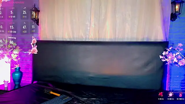 Snapshot of bayolet_ chatting on 10/07/25, 11:18 bayolet online show from 10/07/25, 11:18