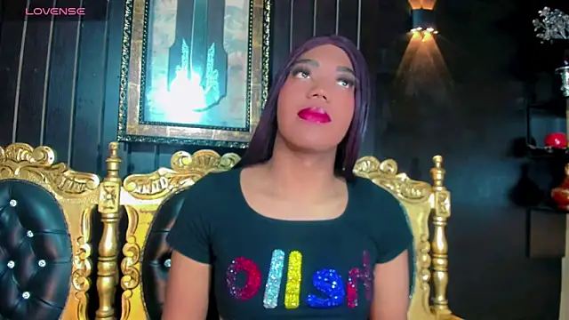 Snapshot of bayolet_ chatting on 10/13/25, 11:32 bayolet online show from 10/13/25, 11:32