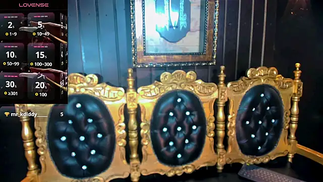 Snapshot of bayolet_ chatting on 11/01/25, 11:23 bayolet online show from 11/01/25, 11:23