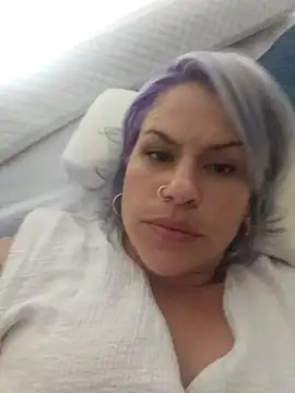 toomuchofafreak online show from 10/22/25, 02:45