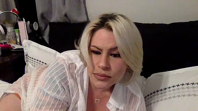 toomuchofafreak online show from 02/17/26, 04:53