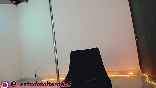 Snapshot of auraeroticaxxx chatting on 07/10/26, 07:01 auraeroticaxxx online show from 07/10/26, 07:01