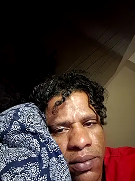 LuisSujilio online show from 04/18/26, 03:49