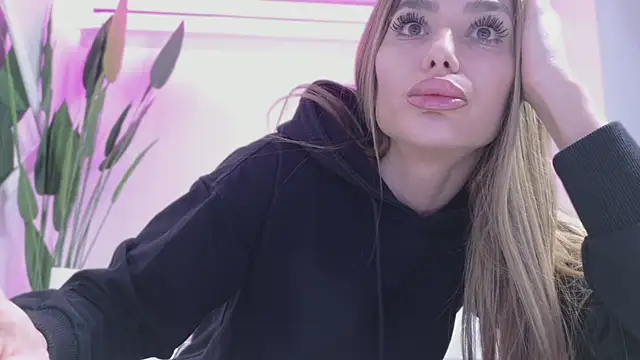 KaseyQuinn  online show from 05/14/26, 07:31