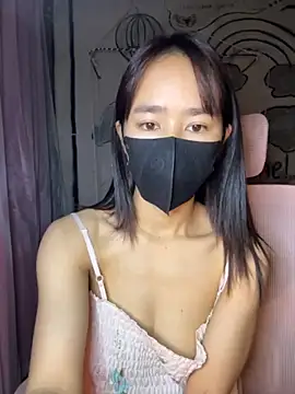 TiNa 04 online show from 12/05/25, 12:08