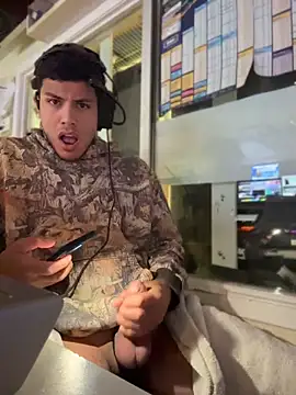 StrokingDaddy4 online show from 04/15/26, 10:33