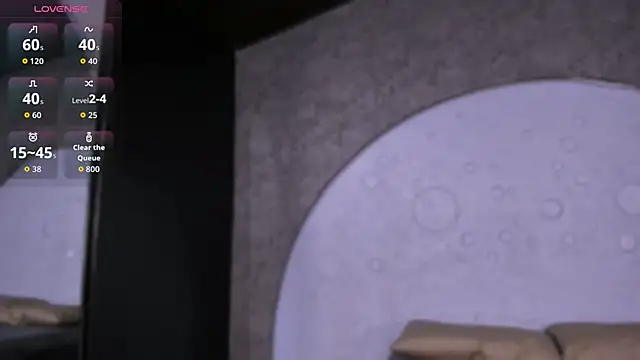 ReinaChloe online show from 02/18/26, 04:03