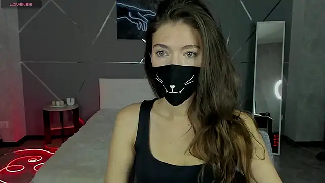 Snapshot of take_me_to_moon chatting on 09/19/25, 01:29 take me to moon online show from 09/19/25, 01:29