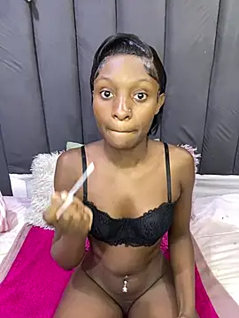 LonelyQueenxx25 online show from 07/02/26, 03:29