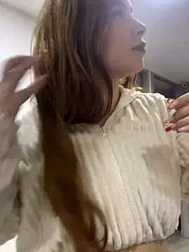 CharlotteBrownn  online show from 11/12/25, 03:40