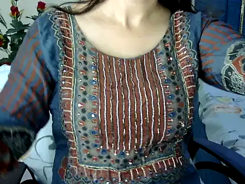 Snapshot of Rumi_cute chatting on 05/12/26, 01:41 Rumi cute online show from 05/12/26, 01:41
