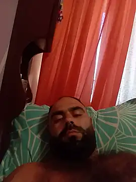 Snapshot of body02081 chatting on 07/05/26, 11:28 body02081 online show from 07/05/26, 11:28